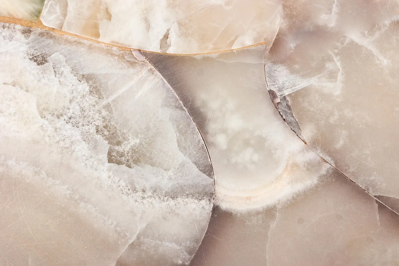 Polished natural stone surface